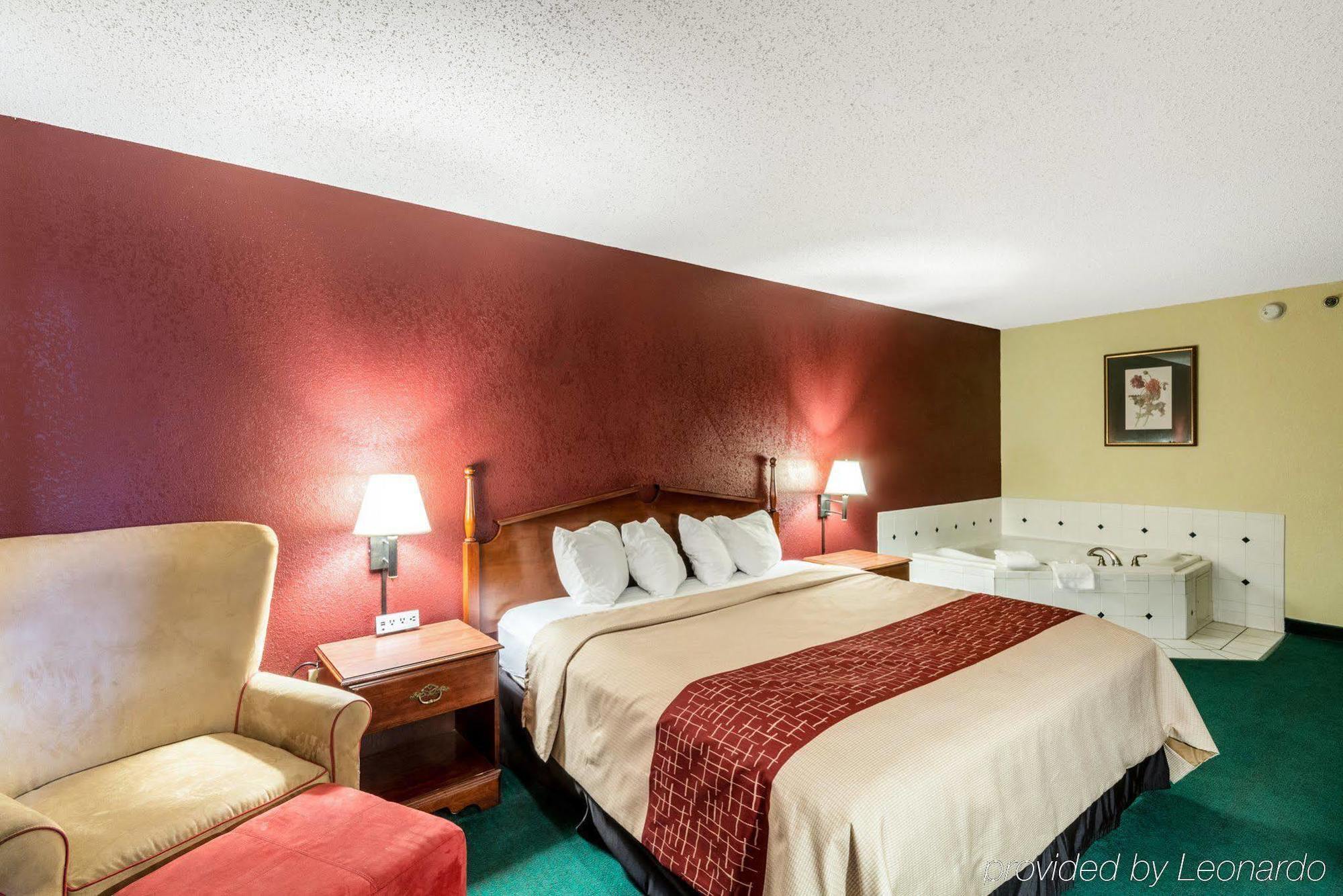 Red Roof Inn Morehead Buitenkant foto