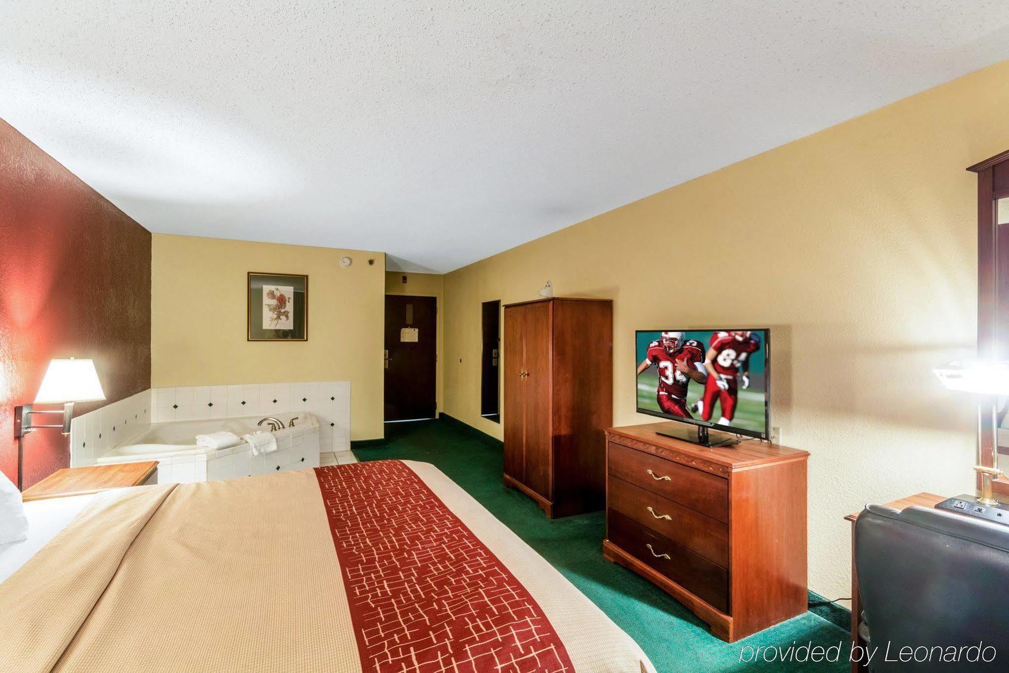 Red Roof Inn Morehead Buitenkant foto