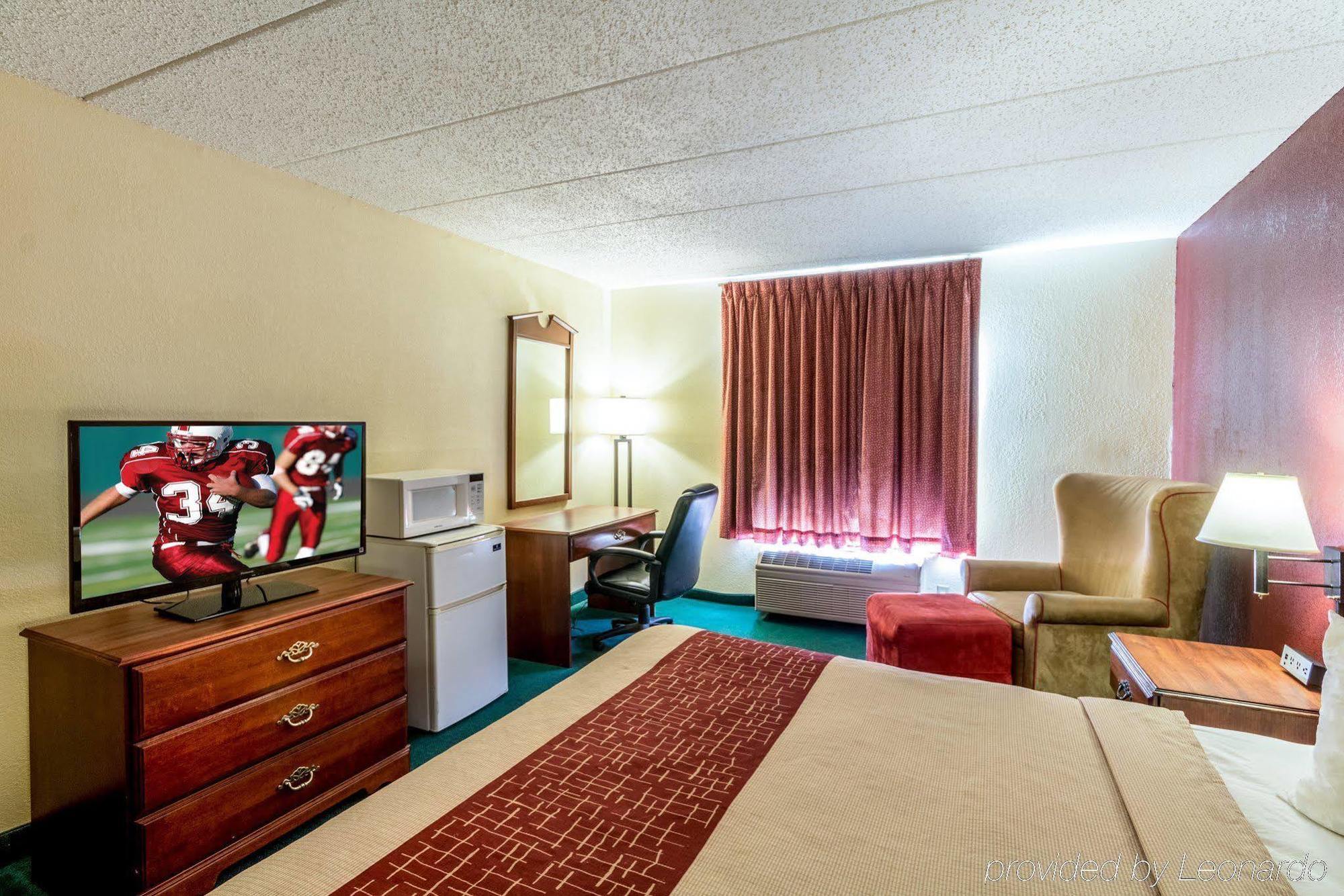 Red Roof Inn Morehead Buitenkant foto
